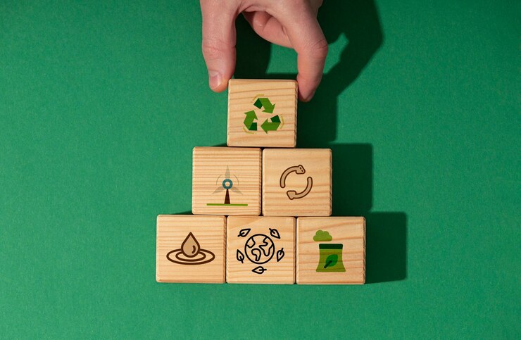 Responsabilidade ambiental futuro sustentável cubos de madeira com símbolos sustentáveis